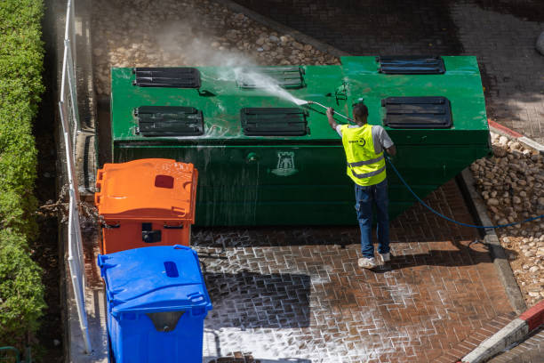 Best Commercial Pressure Washing  in Rainbow Springs, FL